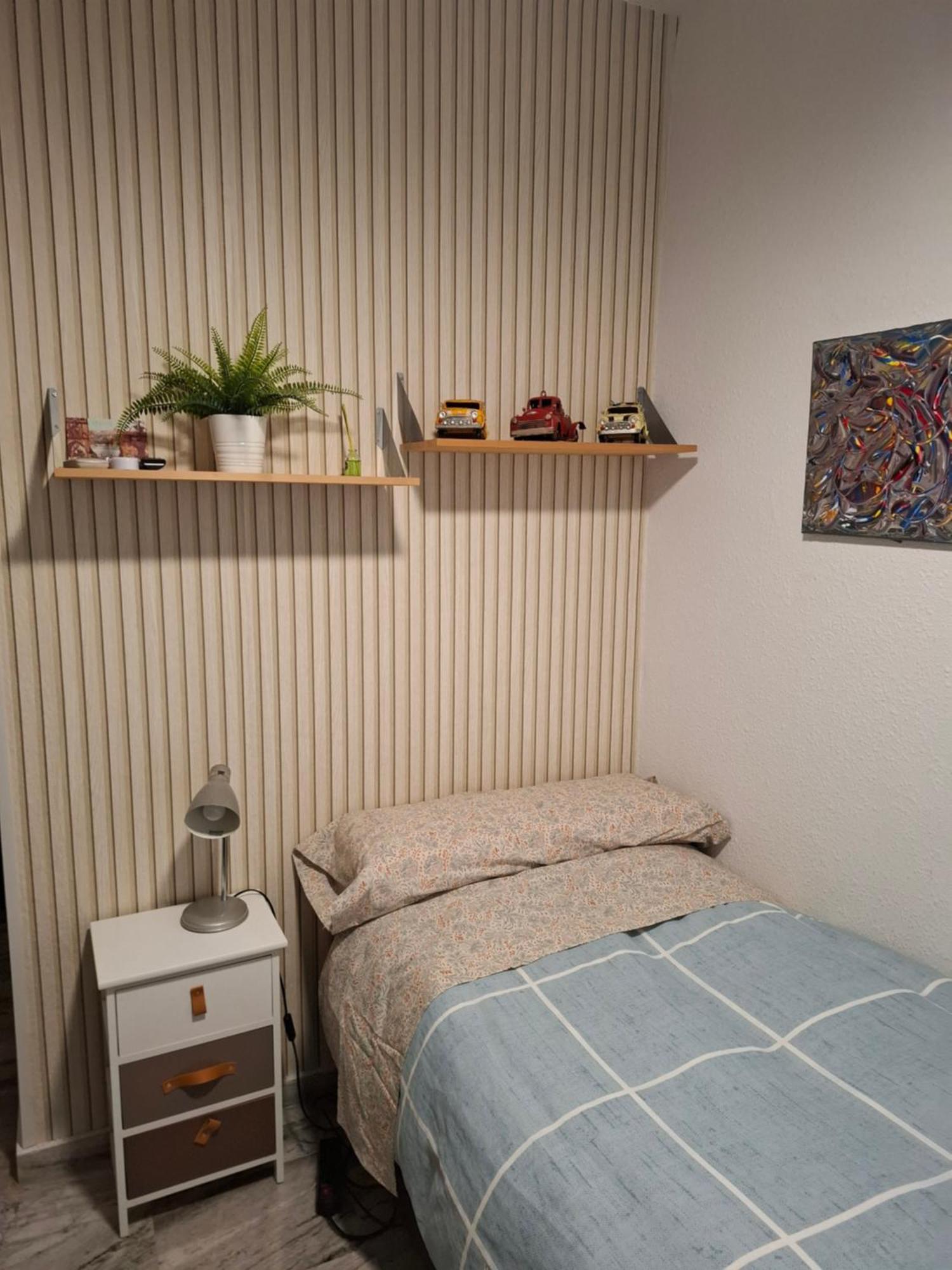 Habitacion Particular Con Bano Privado Sevilla Eksteriør bilde